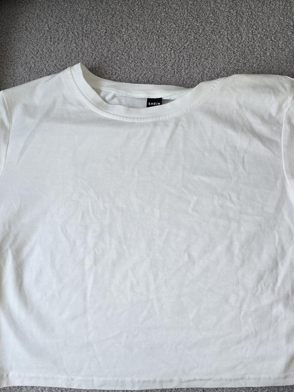 SHEIN White Crew Neck Crop Tee